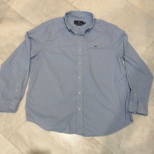Men’s XL Vineyard Vines performance whale shirt Oxford